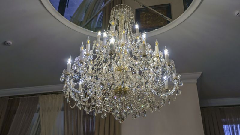 Luxury Crystal Chandelier